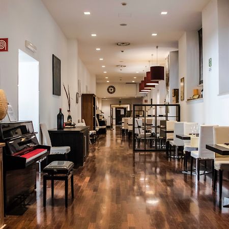 LH Hotel Roma Montemario Esterno foto