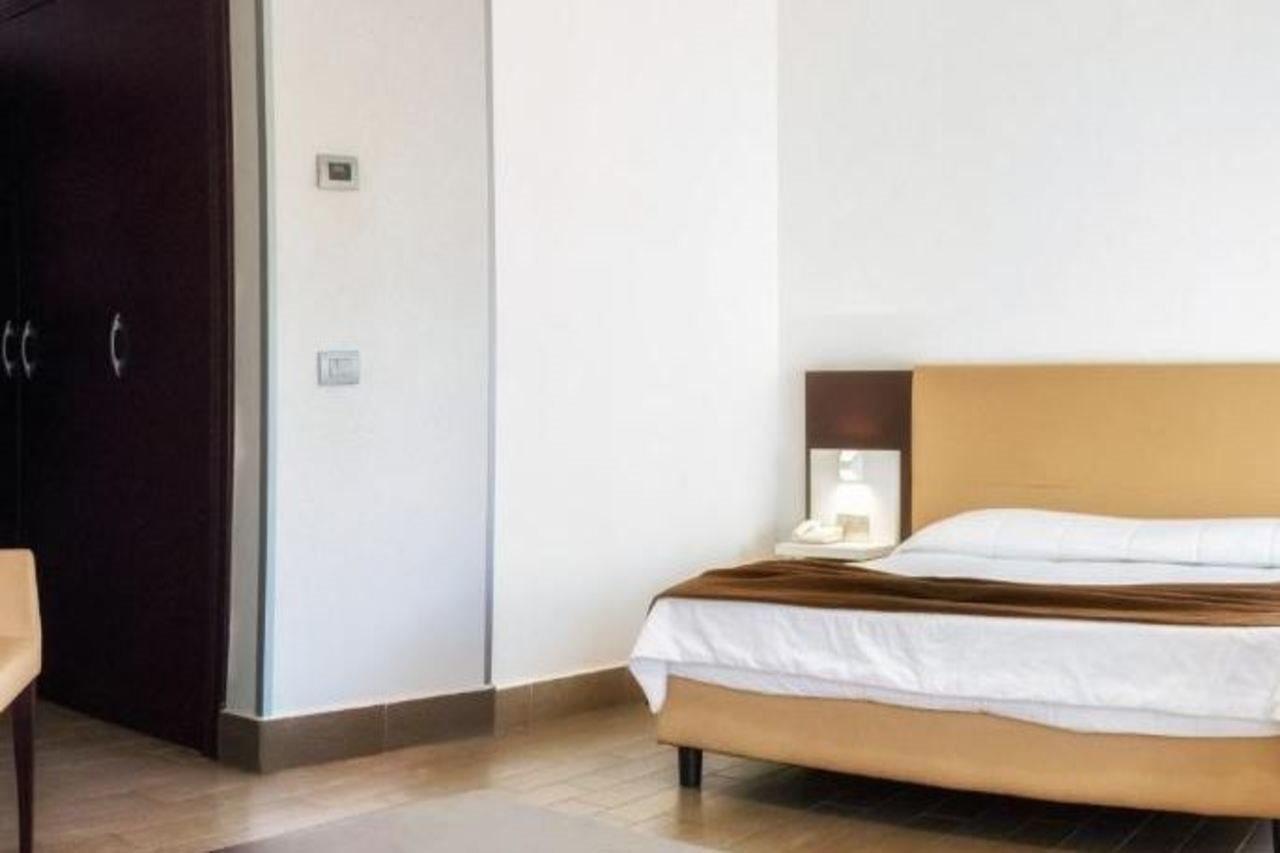 LH Hotel Roma Montemario Esterno foto