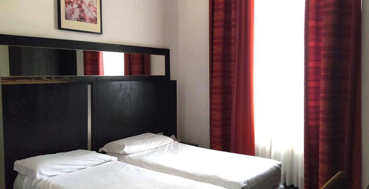 LH Hotel Roma Montemario Esterno foto