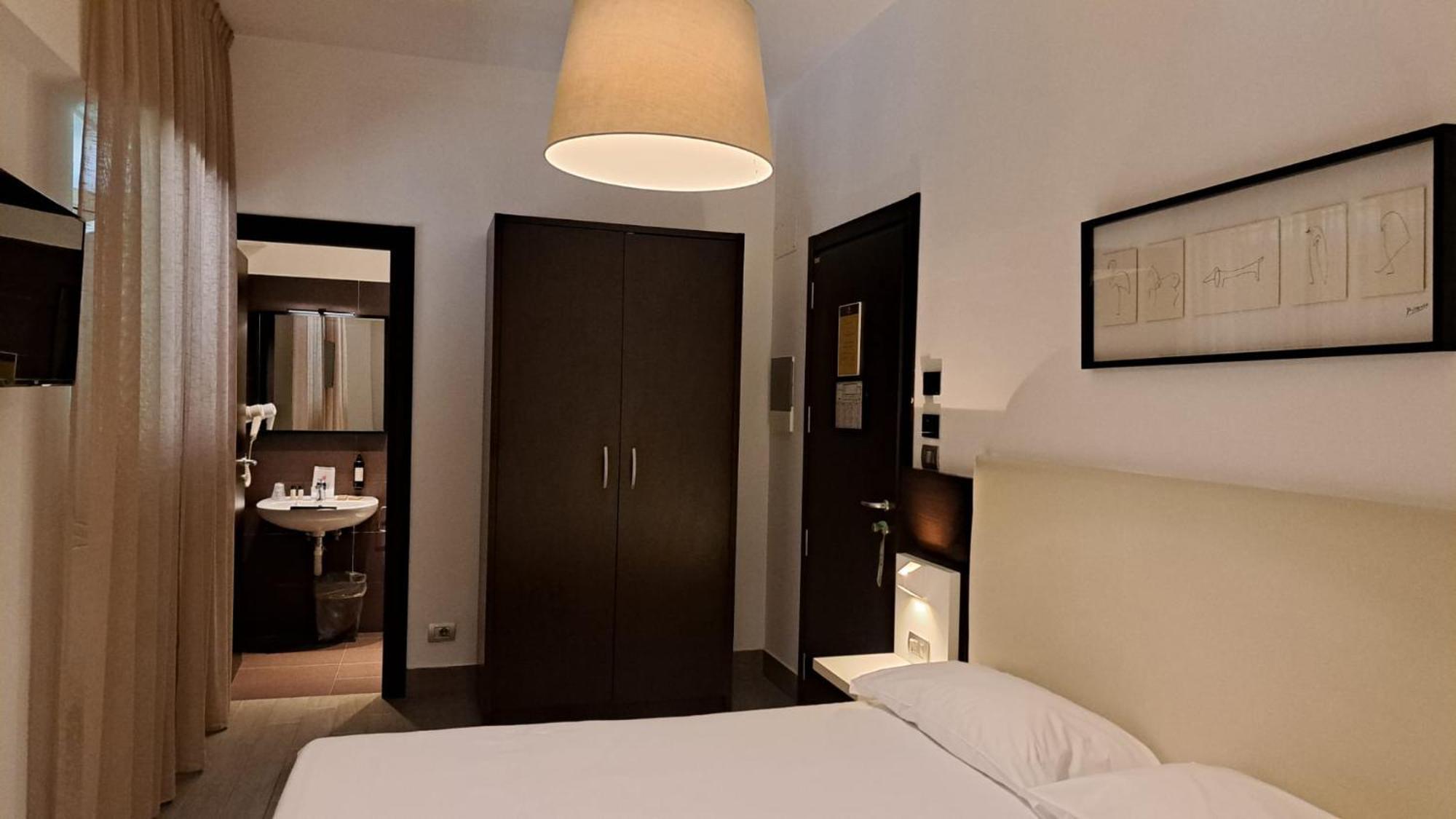 LH Hotel Roma Montemario Esterno foto