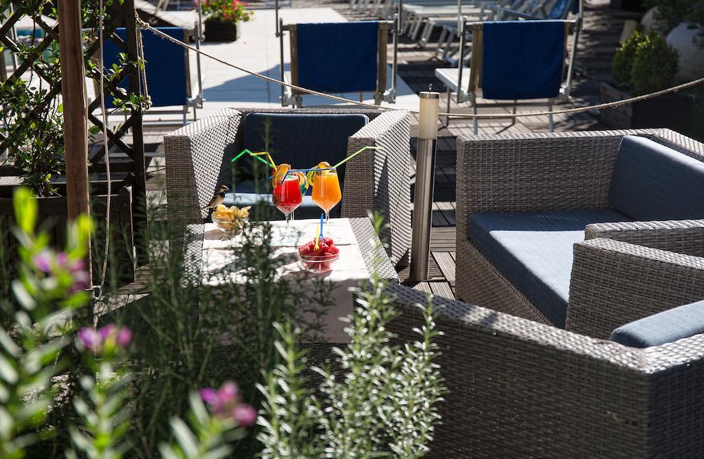 LH Hotel Roma Montemario Esterno foto