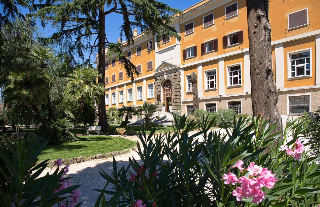LH Hotel Roma Montemario Esterno foto